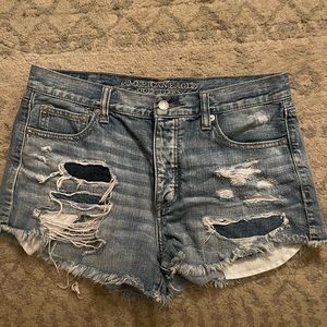 American Eagle Vintage Hi-Rise Distressed Festival Shorts Size 10
